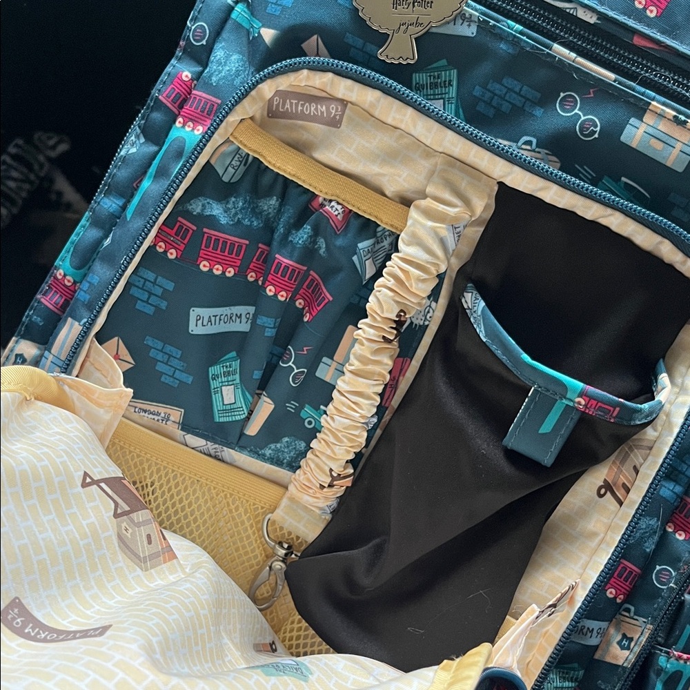 Jujubee Harry Potter diaper bag - Picture 8 of 16